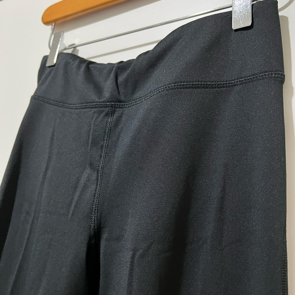 Under Armour leggings (black, size M) - Picture 3 of 5